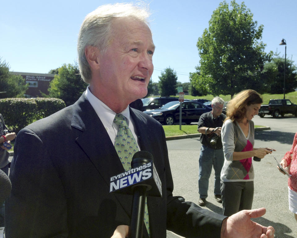 <a href="http://news.providencejournal.com/politics/2012/03/chafee-declines-to-state-views-on-marijuana-decriminalizationreadynens-to-h.html" target="_blank">"In 1999, then-Warwick Mayor Lincoln D. Chafee won accolades for his honesty in acknowledging he used marijuana and cocaine as a 1970s student at Brown University."</a>