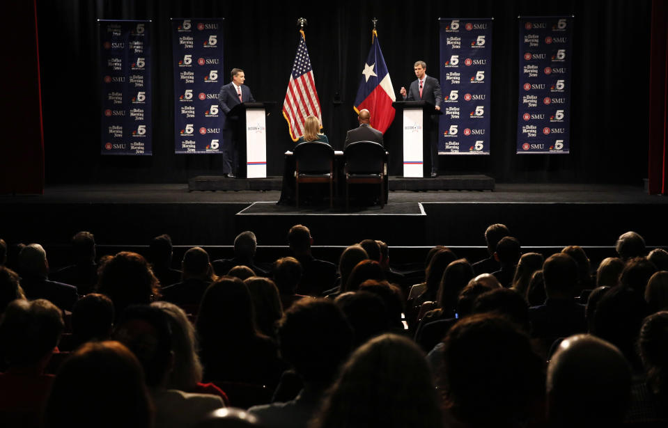 Republican U.S. Senator Ted Cruz, left, and Democratic U.S. Representative Beto O'Rourke, right, take part in their first debate for the Texas U.S. Senate in Dallas, Friday, Sept. 21, 2018. (Tom Fox/The Dallas Morning News via AP, Pool)