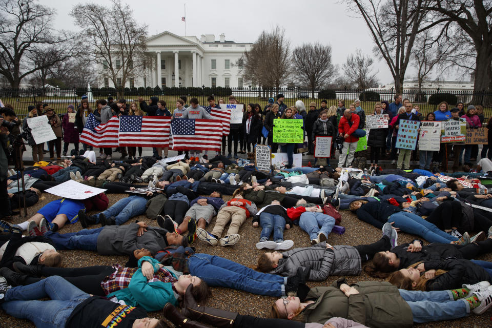 Teens hold a ‘lie-in’ at White House calling for gun control