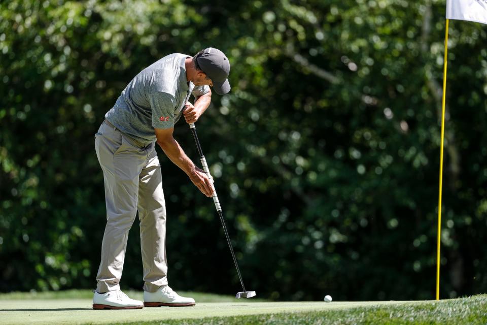 Adam Scott putts on the 8th green during Round 2 of the Rocket Mortgage Classic at the Detroit Golf Club in Detroit on Friday, July 29, 2022.