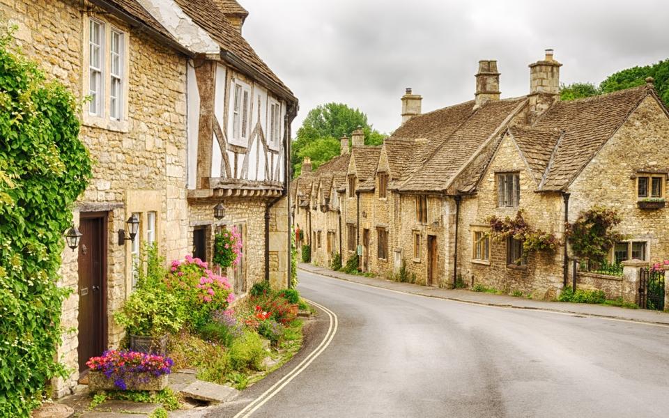 Prettiest in the Cotswolds? Pah. Prettiest in England. And – prettiest in the world? - Khrizmo