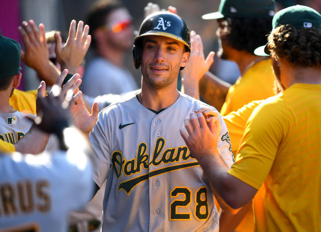 Oakland A's trade Matt Olson to Atlanta Braves for four prospects