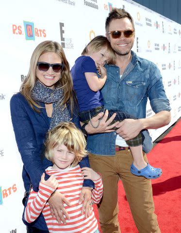 Michael Buckner/Getty Joel McHale with his wife Sarah Williams McHale, and their sons Eddie and Isaac attend the creative arts fair and family day "Express Yourself", on November 11, 2012 in Santa Monica, California.