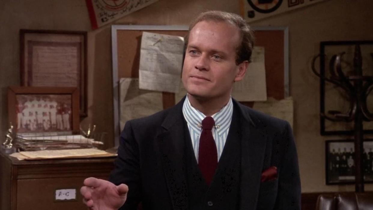  Kelsey Grammer as Frasier Crane in Cheers 