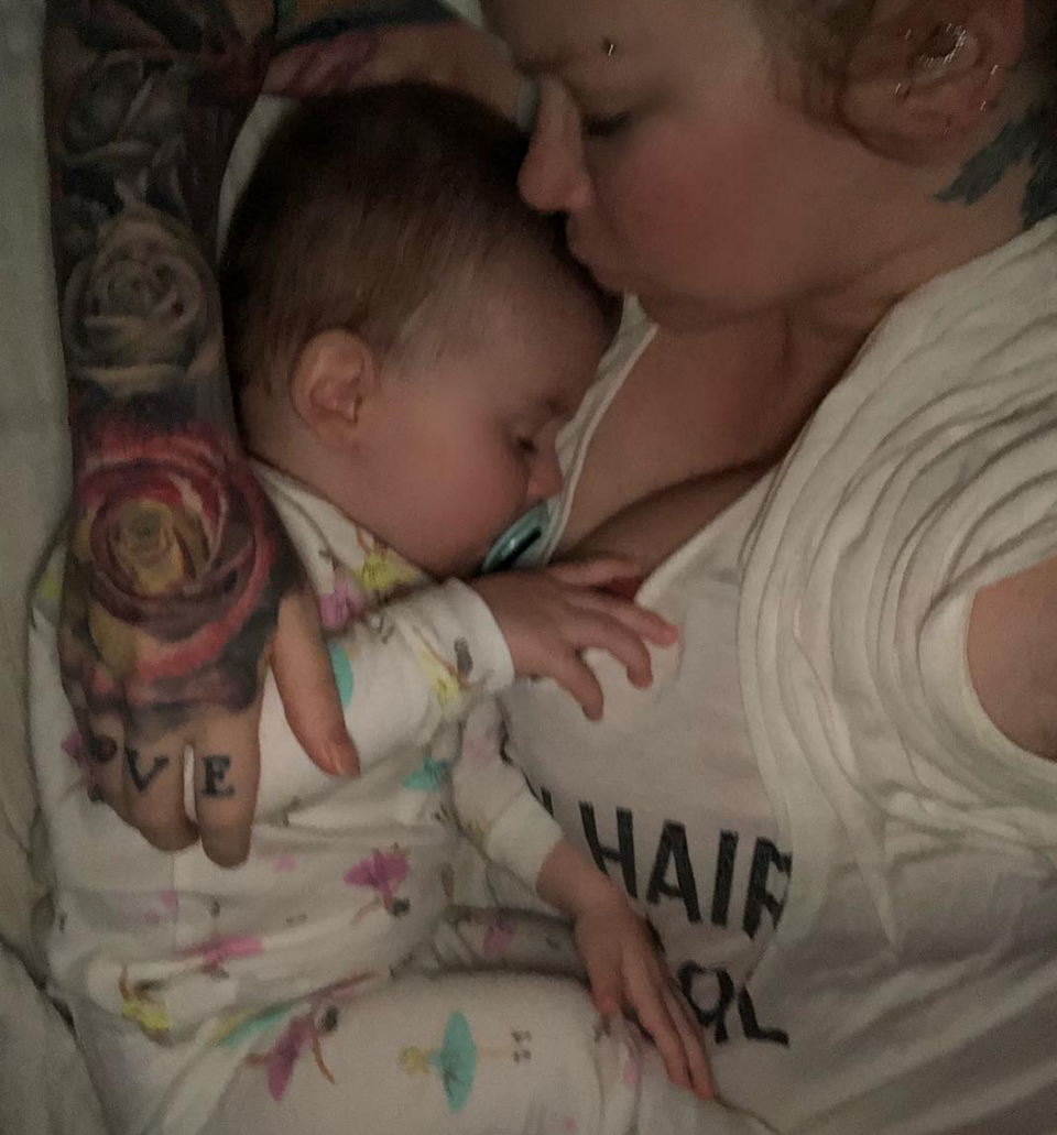 Jenna Jameson and her daughter, Batelli, in a photo she shared on March 6. (Photo: Instagram)