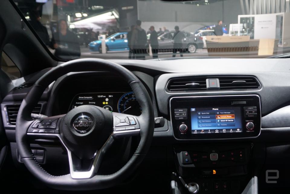 Nissan Leaf (interior)