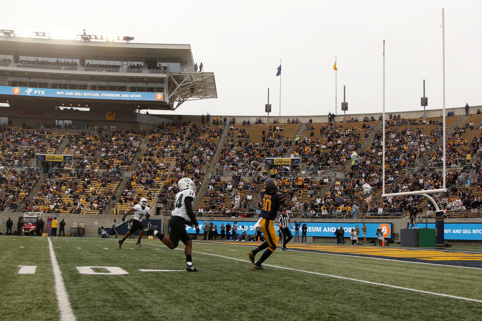 California wide receiver Jeremiah Hunter (10) catches a touchdown pass against Sacramento State safety Davion Ross (24) during the first half of an NCAA college football game on Saturday, Sept. 18, 2021, in Berkeley, Calif. (AP Photo/Jed Jacobsohn)