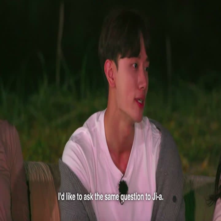 Hyeon-joong says I'd like to ask the same question to Ji-a