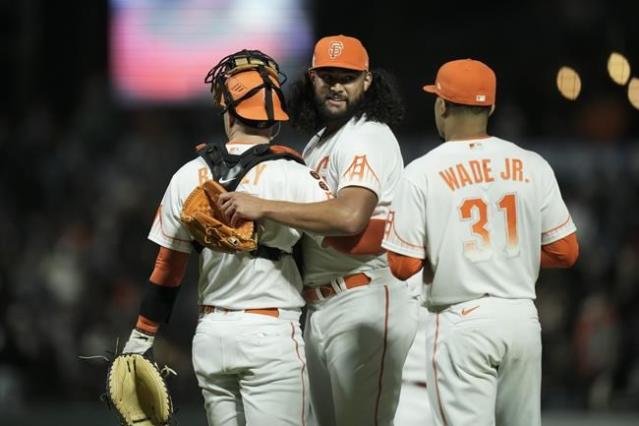 Diamondbacks sweep Giants to extend their losing streak to seven