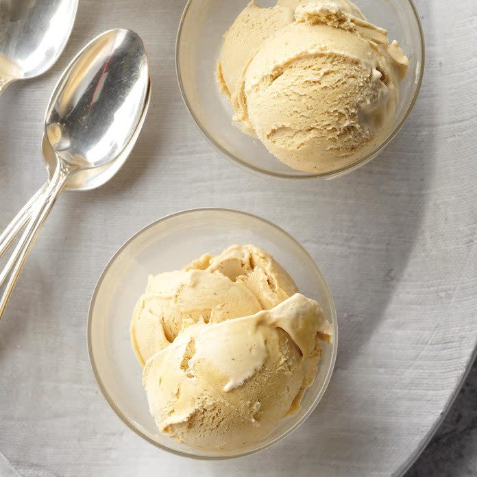 No-Churn Gingerbread Ice Cream