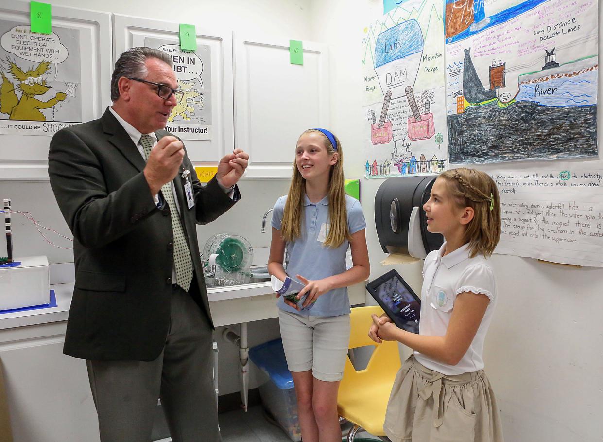 Peter Licata speaking with Palm Beach County students in 2016. He announced Tuesday he'd be retiring from education due to a medical concern.