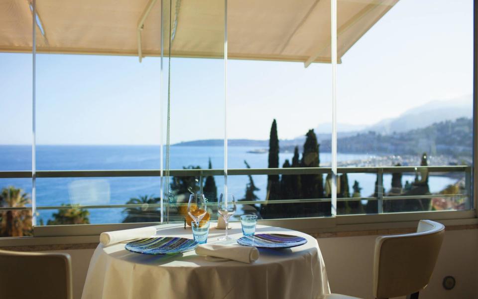 Mirazur in Menton, French Riviera, has been named the world's best restaurant - www.alamy.com