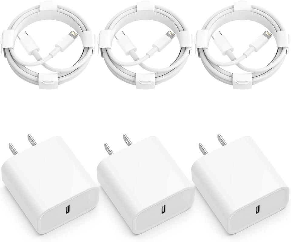 This 3-Pack Of Excellent iPhone Chargers Is Under $18 Today