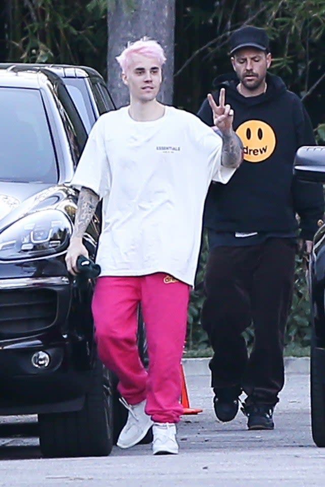 The Biebs has got a new look!