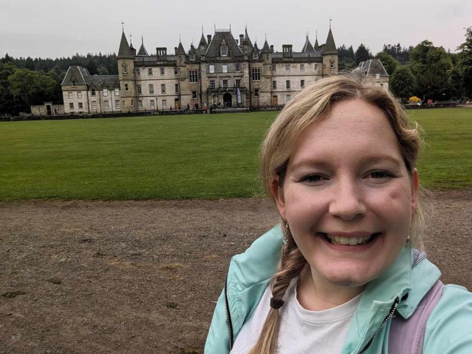 Mikhaila outside Callendar House