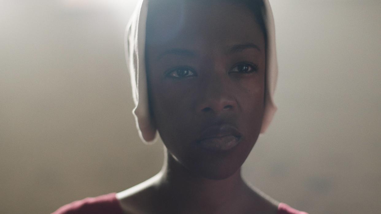 Samira Wiley in "The Handmaid's Tale" Season 1. (Photo: Take Five/Hulu)