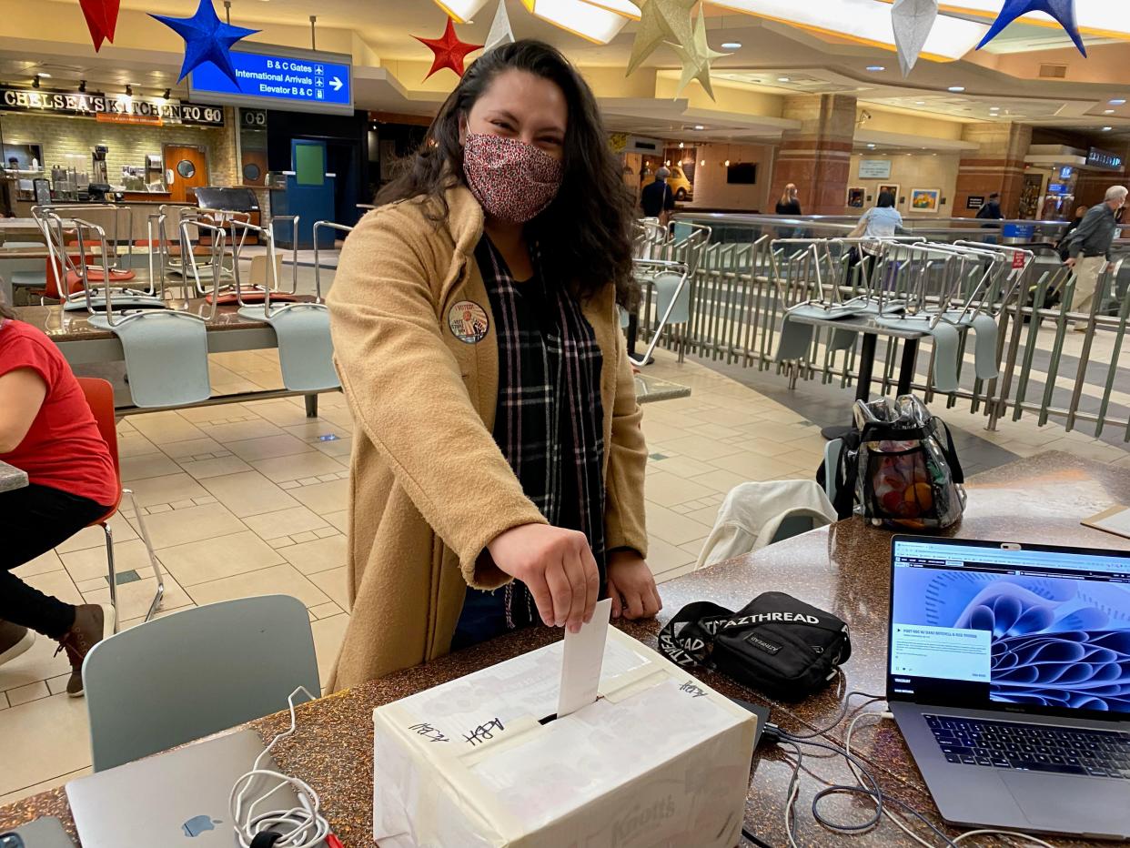 Concession workers at Sky Harbor International Airport vote Thursday, Nov. 18, 2021, on a possible strike.