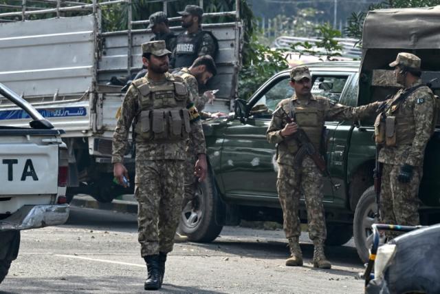 Pakistan goes to the polls after bloody election eve