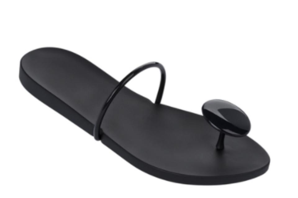 Ipanema Philippe Starck thing u sandal