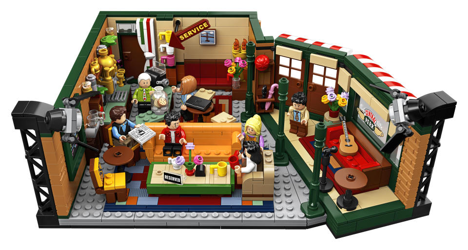 The interior of the LEGO Central Perk set (Photo: LEGO)