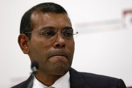 Former president of the Maldives, Mohamed Nasheed, reacts during a news conference in central London, Britain January 25, 2016. REUTERS/Stefan Wermuth