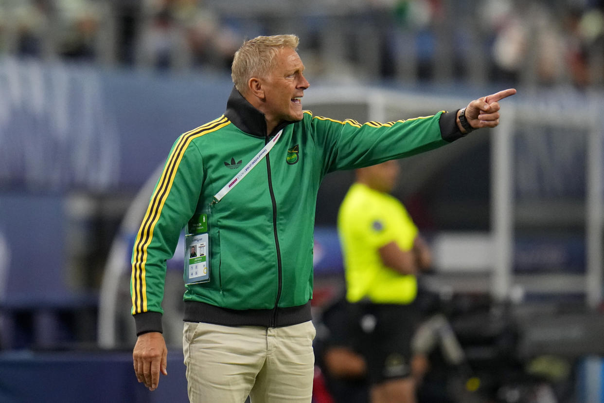 Heimir Hallgrimsson dirige a la Selección Jamaiquina desde 2022, y busca clasificarla al Mundial por segunda ocasión en su historia. (AP Foto/Julio Cortez)