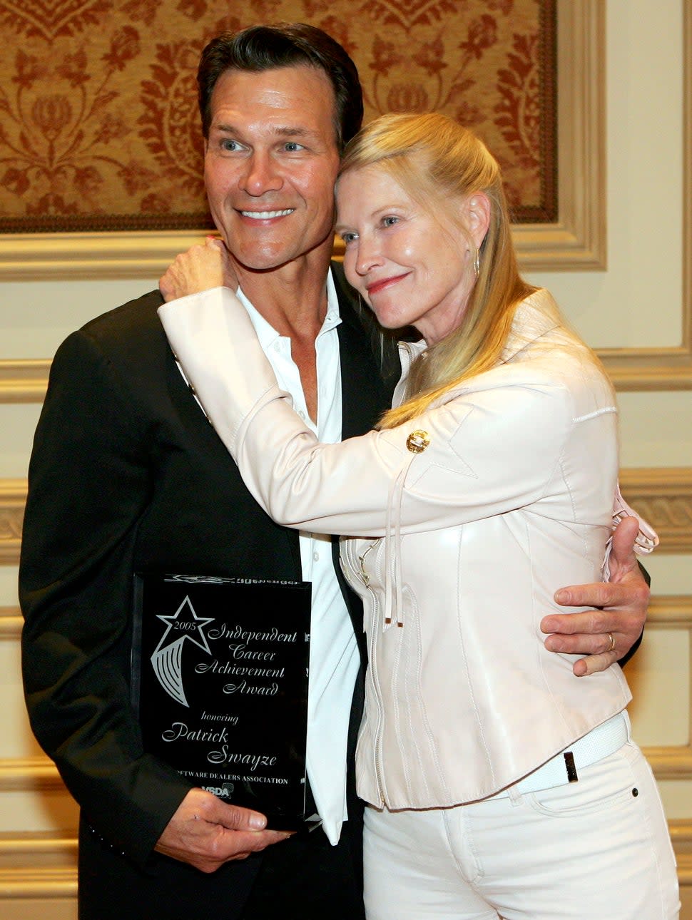 Lisa Niemi and Patrick Swayze were married from 1975 until his death in 2009