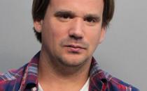 <p>Sean Stewart saß einst wegen Körperverletzung im Gefängnis. 2010 bekam der Sohn des Schmuse-Rockers erneut Ärger mit der Justiz: Er handelte sich einen Haftbefehl wegen Autofahrens ohne Fahrerlaubnis ein. Inzwischen betreibt er sein eigenes Modelabel. (Bild: Miami-Dade Police Department via Getty Images)</p> 