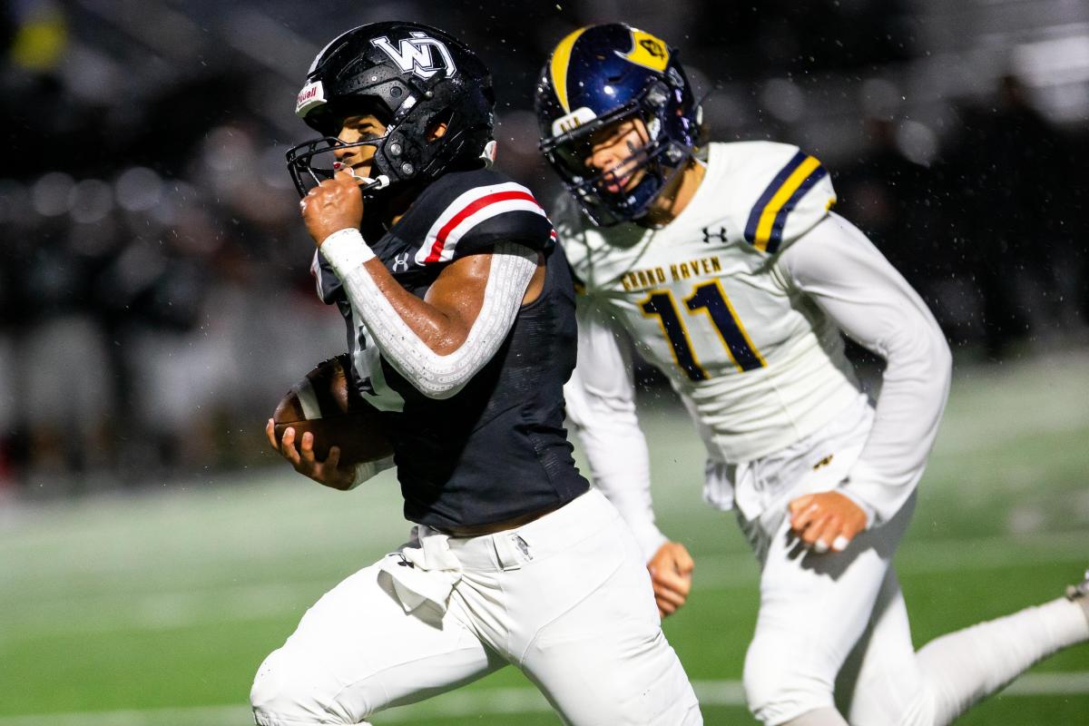 HS Football - Laker at Hemlock, Sport