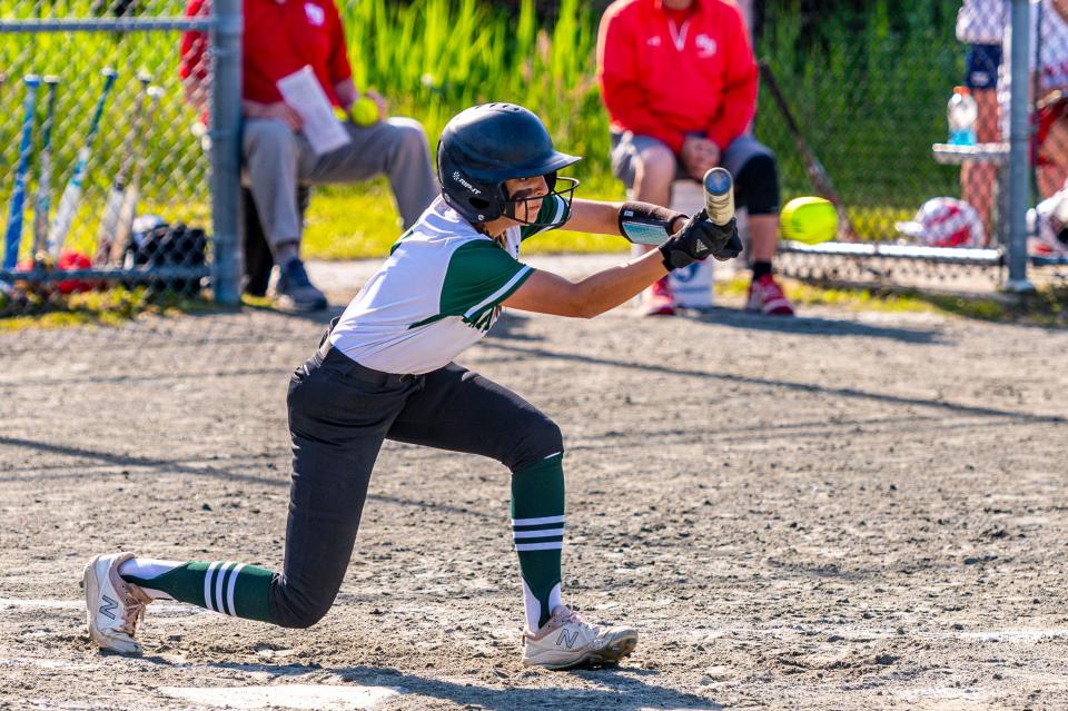 Dartmouth's Kalisa Pomfret lays down the bunt.