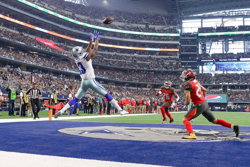 Dallas Cowboys Wide Receiver Michael Gallup (13) catches a touchdown pass 