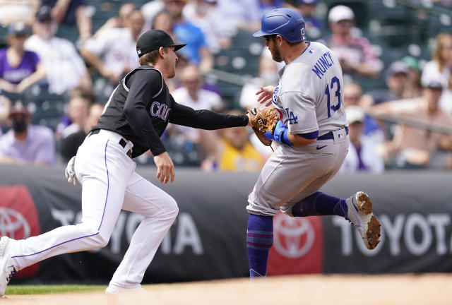 Urías starts strong, Dodgers beat Rox 4-2 for 3rd win in row - The