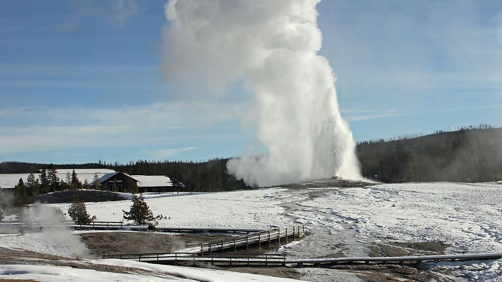 old faithful geyser