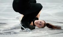 Les Bulgares Alexandra Herbrikova et Leri Kenchadze lors des Championnats d’Europe de patinage artistique à l'aréna Motorpoint de Sheffield, dans le nord de l'Angleterre, le 27 janvier 2012. AFP/Leon Neal