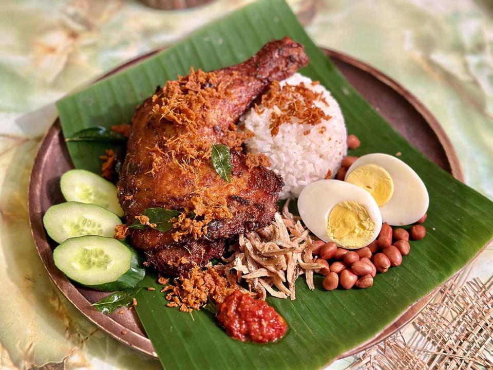 Ipoh Town Kopitiam - Nasi Ayam Goreng Berempah