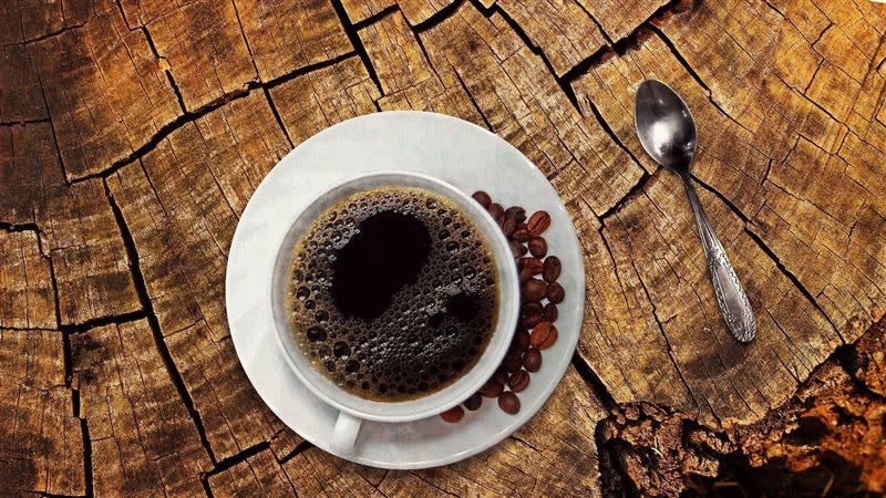 咖啡因攝取過量，恐致心悸、失眠、頻尿等。（圖／翻攝自 Pixabay）