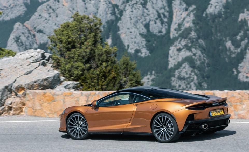 <p>2020 McLaren GT</p>