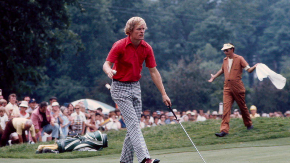 Johnny Miller competing in the 1973 US Open, at the Oakmont Country Club