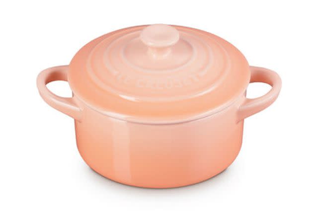 <p>Le Creuset</p>