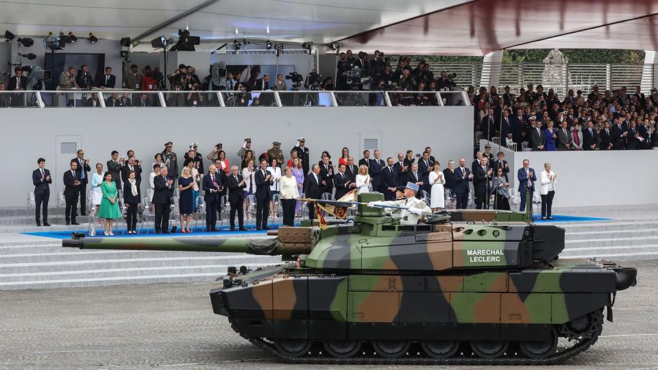 france bastille day parade