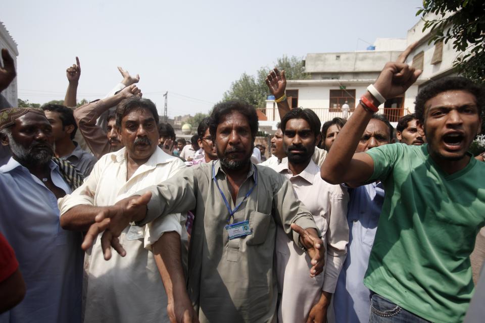 Suicide attack on Pakistani church