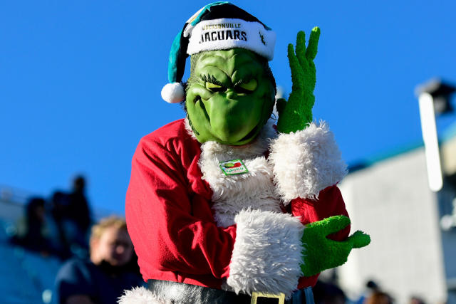 Photographic Evidence: NFL fans love the Grinch