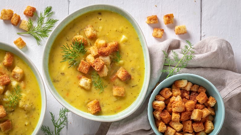 Creamy pickle soup with croutons