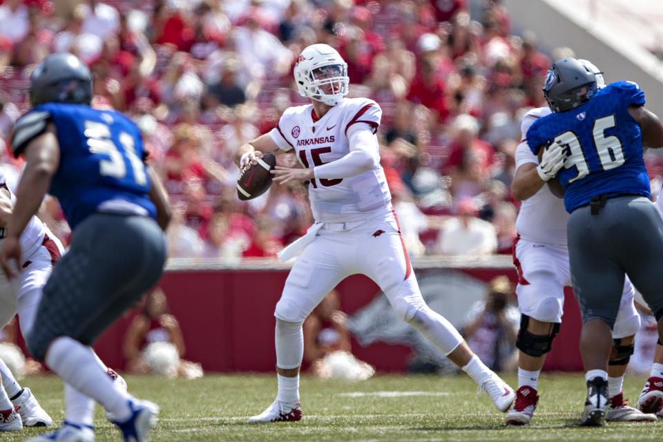 FAYETTEVILLE, AR – SEPTEMBER 1: Cole Kelley #15 of the Arkansas Razorbacks throws a pass during a game against the <a class="link " href="https://sports.yahoo.com/ncaaw/teams/eastern-illinois/" data-i13n="sec:content-canvas;subsec:anchor_text;elm:context_link" data-ylk="slk:Eastern Illinois Panthers;sec:content-canvas;subsec:anchor_text;elm:context_link;itc:0">Eastern Illinois Panthers</a> at Razorback Stadium on September 1, 2018 in Fayetteville, Arkansas. (Photo by Wesley Hitt/Getty Images)