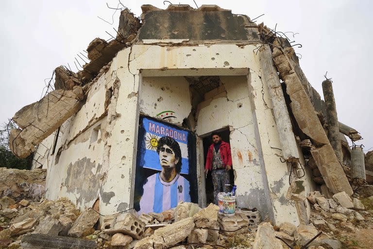 Un insólito mural de Diego Maradona en Idlib, una región que todavía resiste la reconquista de las tropas de Assad