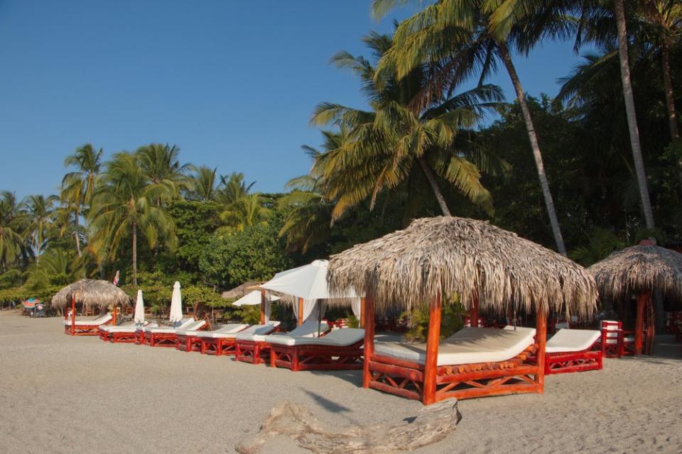 Huts on Samara beach