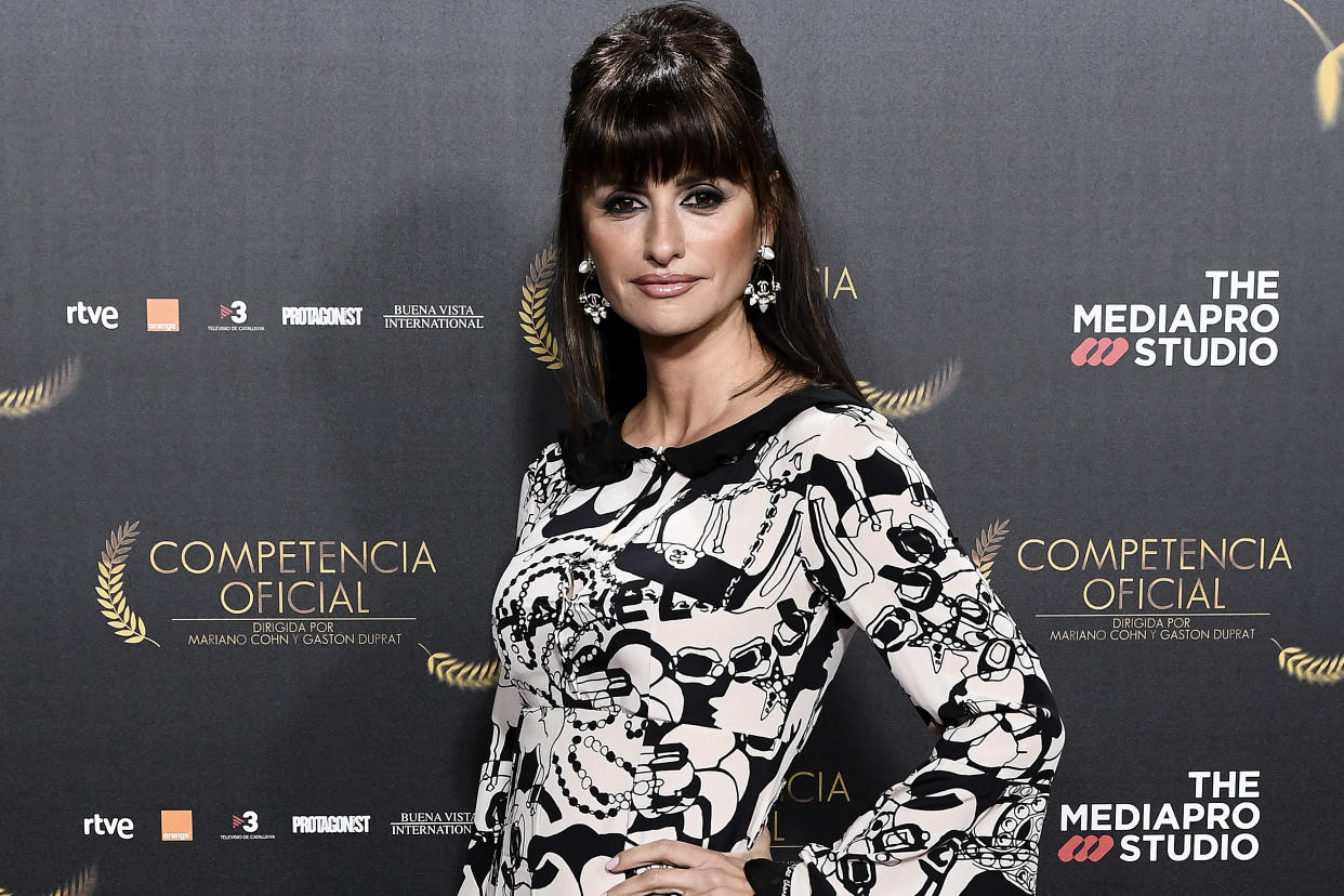 Actress Penelope Cruz has stunned in the pink Balenciaga catsuit. (Getty Images)