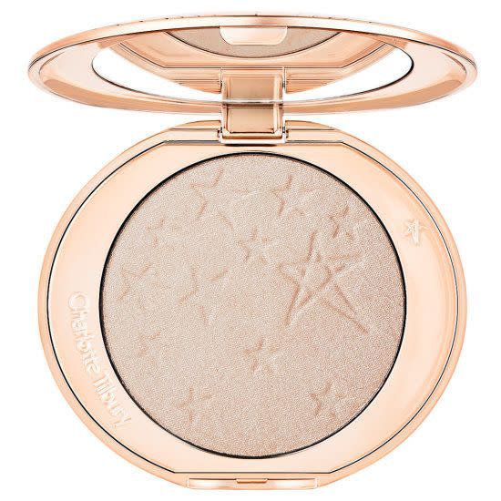 <p><a href="https://go.redirectingat.com?id=74968X1596630&url=https%3A%2F%2Fwww.charlottetilbury.com%2Fus%2Fproduct%2Fhollywood-highlighter-gilded-glow&sref=https%3A%2F%2Fwww.elle.com%2Fbeauty%2Fa42661805%2Flast-drop-january-best-beauty-launches-2023%2F" rel="nofollow noopener" target="_blank" data-ylk="slk:Shop Now;elm:context_link;itc:0;sec:content-canvas" class="link ">Shop Now</a></p><p>Hollywood Glow Glide Face Architect Highlighter</p><p>$48.00</p><p>charlottetilbury.com</p>