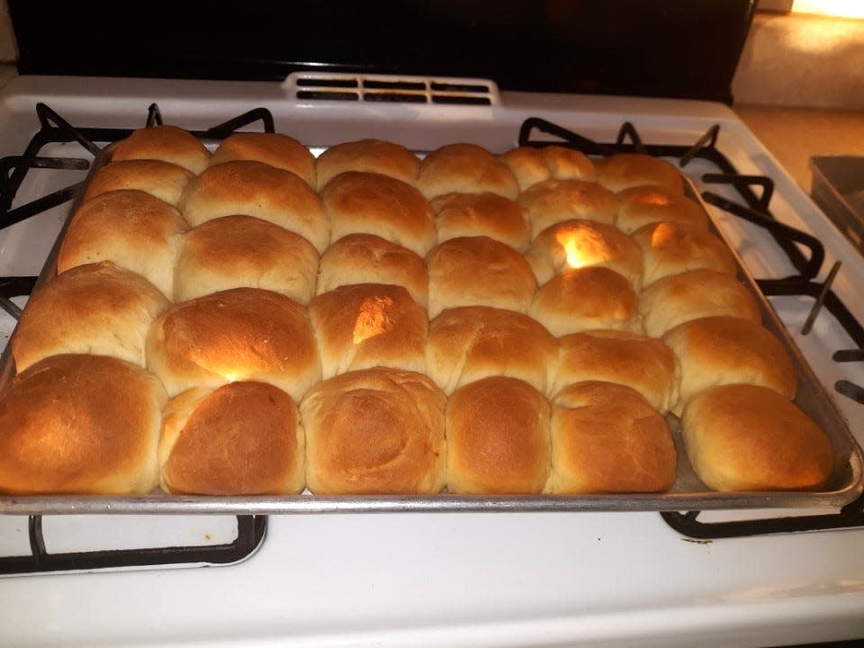 Lovina baked these dinner rolls for part of the Sunday meal at daughter Susan’s house.