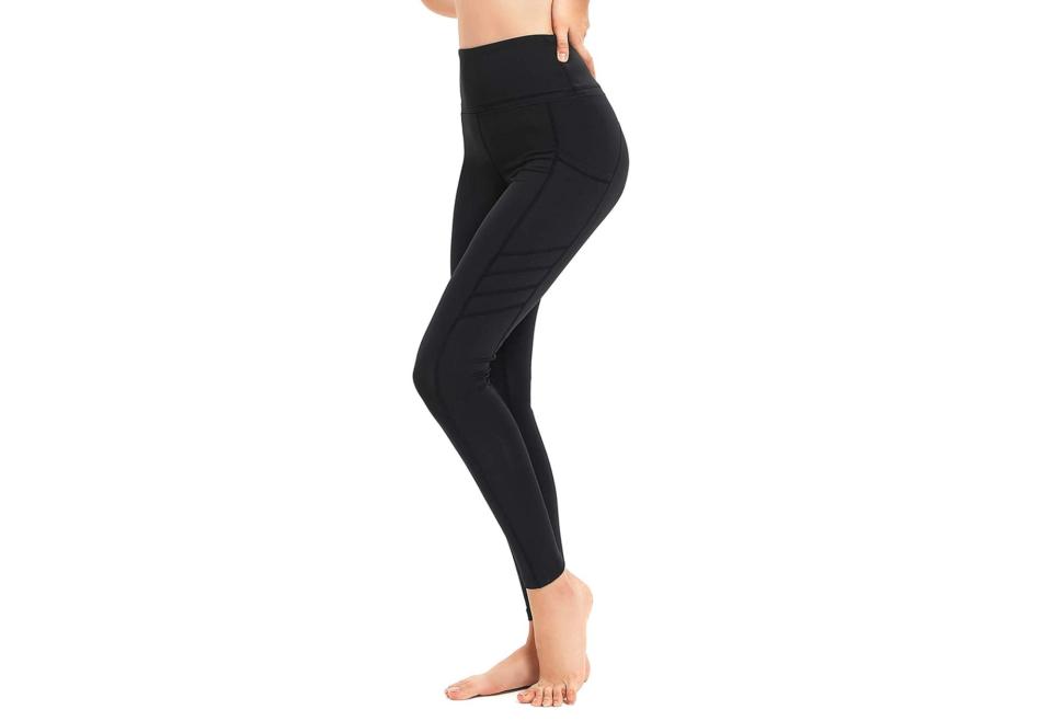 Sylonway High Waist Yoga Pants with Pockets. (Photo: Amazon)